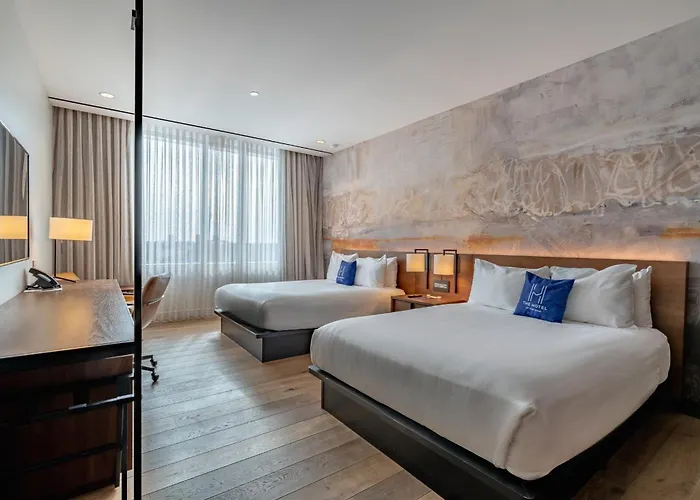 The & Athletic Club At Midtown 4*