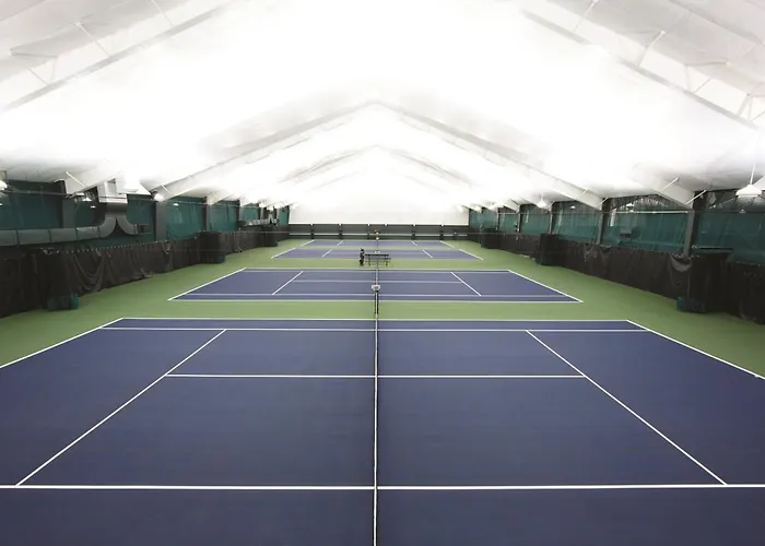 Resort The & Athletic Club At Midtown Chicago