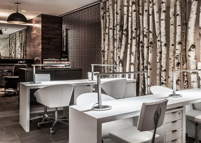 The & Athletic Club At Midtown 4*