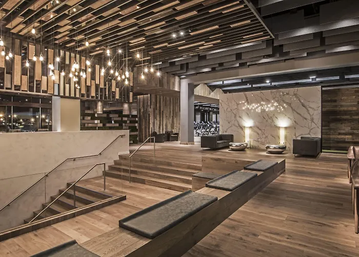 The & Athletic Club At Midtown 4*