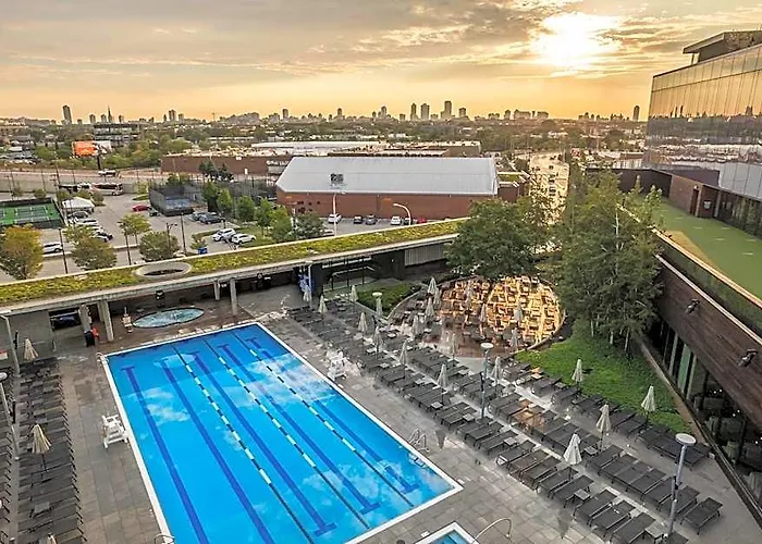 Resort The & Athletic Club At Midtown
