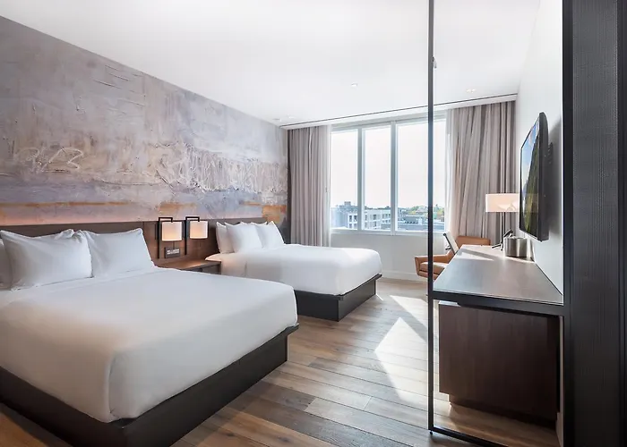 The & Athletic Club At Midtown 4* Chicago
